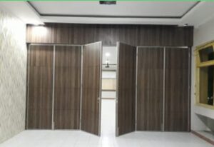 Partisi Lipat Minimalis Serbaguna