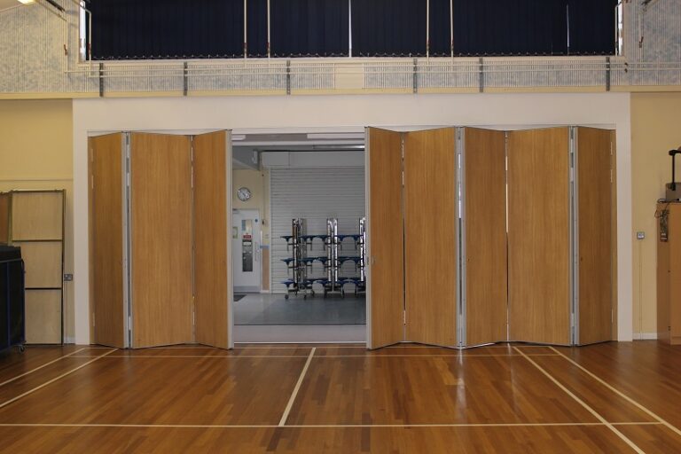 Penyekat Ruangan Minimalis Modern