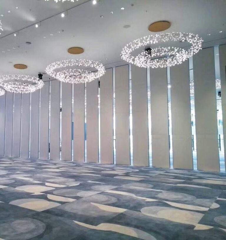 Penyekat Ballroom Geser