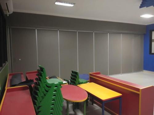 Partisi Geser AS Roda